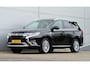 Mitsubishi Outlander PHEV 2.4 INSTYLE 4WD | PLUG IN HYBRID | FULL OPTIONS | SoH % | SCHUIFDAK | ADAPTIEF CRUISE | TREKHAAK 1500KG | FABRIEKSGARANTIE TOT 06-10-2029* | ALL IN RIJKLAARPRIJS