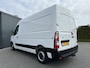 Renault Master T35 2.3 dCi 136 PK / L2H2 / 1e EIG. / 43.914 KM / TREKHAAK / AIRCO / NAVI / 2.500 KG AHG