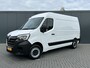 Renault Master T35 2.3 dCi 136 PK / L2H2 / 1e EIG. / 43.914 KM / TREKHAAK / AIRCO / NAVI / 2.500 KG AHG