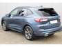 Ford Kuga 2.5-225 pk PHEV ST-Line X. Hybride rijden voor een reëel bedrag ! Slechts 31.500km ! Stoel-, stuur-, achterbank en voorraamverw., B&O soundsyst., Adaptieve Cruise Control, Climate Control dual, Camera v+a, Navigatie, Telefoonvoorb., Side- en lane assist etc.