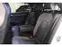 Volkswagen Golf 1.5 eTSI R-Line | Camera | Adaptieve Cruise | IQ LIGHT | Winter pakket |