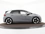 Volkswagen ID.3 First Max 204pk 58 kWh SOH 87% · Panoramadak · Camera · Apple/Android Car Play · Dodehoek Detectie · 20'' Inch · Steunhaak ·