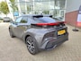 Toyota C-HR / C-HR+ Hybrid 140 DYNAMIC KEYLESS PARK-SENSOREN BLIND SPOT 18'' LM-VELGEN CAMERA NAVI AD-CRUISE CLIMA APPLE/ANDROID NL-AUTO