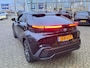 Toyota C-HR / C-HR+ 1.8 HYBRID 140 FIRST-EDITION STOEL/STUURVERW 4S-BANDEN BLIND SPOT EL-ACHTERKLEP PARK-SENSOREN CAMERA NAVI APPLE/ANDROID KEYLESS LED 18'' LM-VELGEN