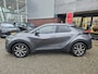 Toyota C-HR / C-HR+ 2.0 Plug-in Hybrid 220 DYNAMIC WARMTEPOMP STOEL/STUURVERW 18'' LM-VELGEN NAVI CAMERA PARK-SENSOREN KEYLESS NL-AUTO APPLE/ANDROID