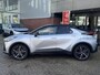Toyota C-HR / C-HR+ 2.0 Plug-in Hybrid 220 Executive NL-AUTO STOEL/STUURVWER EL-STOEL BLINDSPOT PARKSENSOREN EL-ACHTERKLEP KEYLESS CAMERA APPLE/ANDROID