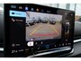 Volkswagen T-Roc R-Line First Edition | 'App-Connect' draadloze smartphone integratie | 30,5 cm display met 2D en 3D weergave | Automatische afstandsregeling (Adaptive Cruise Control)