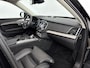Volvo XC90 T8 Recharge Ultimate Dark | 22" | Luchtvering | Trekhaak | Geventileerd Nappa | Massage Stoelen | Bowers & Wilkins | 360 Camera | Head-Up | Panoramadak | Full LED