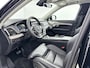 Volvo XC90 T8 Recharge Ultimate Dark | 22" | Luchtvering | Trekhaak | Geventileerd Nappa | Massage Stoelen | Bowers & Wilkins | 360 Camera | Head-Up | Panoramadak | Full LED