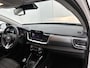 Kia Stonic 1.0 T-GDi MHEV DynamicPlusLine | Apple Carplay / Android Auto | Navigatie | Camera | Climate Control | Cruise Control | Lichtmetalen Velgen | Parkeer sensoren