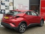 Toyota C-HR / C-HR+ 1.8 Hybrid Dynamic NL-AUTO 1E-EIG TREKHAAK NAVI KEYLESS 18'' LM-VELGEN APPLE/ANDROID CLIMA CAMERA PARK-SENSOREN AD-CRUISE