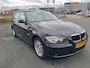BMW 3-Serie Touring 320i High Executive LEUKE AUTO RIJDT EN SCHAKELT GOED