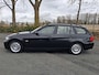 BMW 3-Serie Touring 320i High Executive LEUKE AUTO RIJDT EN SCHAKELT GOED