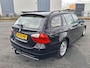BMW 3-Serie Touring 320i High Executive LEUKE AUTO RIJDT EN SCHAKELT GOED