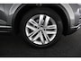 Volkswagen Touareg 3.0 TDI 230pk R-Line Grijs Kenteken Trekhaak Camera Luchtvering Matrix Led Keyless Leder Memory Virtual Cockpit Navigatie