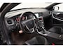 Volvo V60 1.5 T3 R-Design Aut. [ Half Leder Xenon Stoelverwarming ]