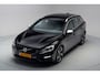 Volvo V60 1.5 T3 R-Design Aut. [ Half Leder Xenon Stoelverwarming ]