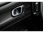 Volvo XC40 1.5 T5 Recharge R-Design | Plug-in Hybrid (PHEV) | Panoramadak | 360 Graden Camera | Harman Kardon Audio | Trekhaak | Elektrisch Verstelbare Voorstoelen | Keyless Entry | Elektrische Achterklep | Navigatie