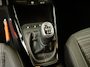 Kia Stonic 1.0 T-GDi MHEV DynamicPlusLine - Apple/Android Carplay - Navigatie - Cruise Control - Stoel/Stuurverwarming - Lichtmetalen Velgen - Fabrieksgarantie t/m 28-01-2032