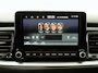 Kia Stonic 1.0 T-GDi MHEV DynamicPlusLine - Apple/Android Carplay - Navigatie - Cruise Control - Stoel/Stuurverwarming - Lichtmetalen Velgen - Fabrieksgarantie t/m 28-01-2032