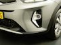 Kia Stonic 1.0 T-GDi MHEV DynamicPlusLine - Apple/Android Carplay - Navigatie - Cruise Control - Stoel/Stuurverwarming - Lichtmetalen Velgen - Fabrieksgarantie t/m 28-01-2032