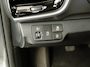 Kia Stonic 1.0 T-GDi MHEV DynamicPlusLine - Apple/Android Carplay - Navigatie - Cruise Control - Stoel/Stuurverwarming - Lichtmetalen Velgen - Fabrieksgarantie t/m 28-01-2032