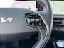 Kia EV6 Plus 77.4 kWh fabrieksgarantie tot 2-2029 + 3x 1 jaar = 2-2032 | 1600kg trekgewicht | trekhaak | memory | Meridian | stoelverkoeling| stoelverwarming | stuurverwarming |