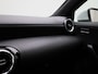Mercedes-Benz A-klasse 180 Business Solution | Automaat | Trekhaak | Wide Screen | Privacy Glass | Camera | LED Koplampen | Stoelverwarming |