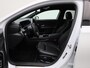 Mercedes-Benz A-klasse 180 Business Solution | Automaat | Trekhaak | Wide Screen | Privacy Glass | Camera | LED Koplampen | Stoelverwarming |