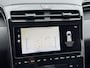 Hyundai Tucson 1.6 T-GDI PHEV 265pk Comfort 4WD Automaat / Afnb. Trekhaak / Dealer Onderhouden / Trekgewicht 1350 Kg / ACC / Navigatie / Camera / Stoelverwarming / Stuurwiel Verwarming / Apple Carplay Android / Dodehoek Detectie / Dodehoek Detectie /
