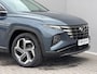 Hyundai Tucson 1.6 T-GDI PHEV 265pk Comfort 4WD Automaat / Afnb. Trekhaak / Dealer Onderhouden / Trekgewicht 1350 Kg / ACC / Navigatie / Camera / Stoelverwarming / Stuurwiel Verwarming / Apple Carplay Android / Dodehoek Detectie / Dodehoek Detectie /