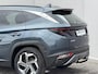 Hyundai Tucson 1.6 T-GDI PHEV 265pk Comfort 4WD Automaat / Afnb. Trekhaak / Dealer Onderhouden / Trekgewicht 1350 Kg / ACC / Navigatie / Camera / Stoelverwarming / Stuurwiel Verwarming / Apple Carplay Android / Dodehoek Detectie / Dodehoek Detectie /