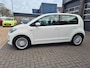 Volkswagen Up! 1.0 high up! BlueMotion navigatie pdc