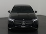 Mercedes-Benz A-klasse 250 e Star Edition 250 e AMG Line Night Pakket | Panoramadak | Multibeam LED | Sfeerverlichting |