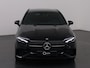 Mercedes-Benz A-klasse 250 e Star Edition AMG Line | Panoramadak | Nightpakket | Multibeam Koplampen | Sfeerverlichting | 19 Inch Mulitspaaks |