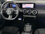 Mercedes-Benz A-klasse 250 e Star Edition AMG Line | Panoramadak | Nightpakket | Multibeam Koplampen | Sfeerverlichting | 19 Inch Mulitspaaks |