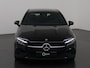 Mercedes-Benz A-klasse 180 Star Edition | Widescreen | Achteruitrijcamera | Led-koplampen | Parkeer assistent | Stoelverwarming |