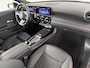Mercedes-Benz A-klasse 180 Star Edition | Widescreen | Achteruitrijcamera | Led-koplampen | Parkeer assistent | Stoelverwarming |