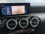 Mercedes-Benz A-klasse 180 Star Edition AMG Line | Panorama-schuifdak | Stoelverwarming | Achteruitrijcamera | Sfeerverlichting |