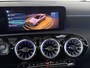 Mercedes-Benz A-klasse 180 Star Edition AMG Line | Panorama-schuifdak | Stoelverwarming | Achteruitrijcamera | Sfeerverlichting |