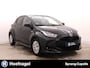 Toyota Yaris 1.5 Hybrid Comfort | Camera | Adaptive Cruise | Stoel-/Stuurverwarming | CarPlay | HeadUp Display
