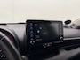 Toyota Yaris 1.5 Hybrid Comfort | Camera | Adaptive Cruise | Stoel-/Stuurverwarming | CarPlay | HeadUp Display