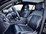 BMW i5 Touring M60 xDrive |Panorama |Ext./Inter. Carbon |Iconic Glow |HUD |360° |H&K