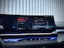 BMW i5 Touring M60 xDrive |Panorama |Ext./Inter. Carbon |Iconic Glow |HUD |360° |H&K