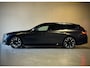 BMW i5 Touring M60 xDrive |Panorama |Ext./Inter. Carbon |Iconic Glow |HUD |360° |H&K