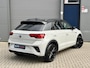 Volkswagen T-Roc 1.5 TSI R-Line DSG Keyless|Camera|IQ|Massag