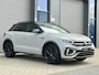 Volkswagen T-Roc 1.5 TSI R-Line DSG Keyless|Camera|IQ|Massag