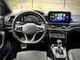Volkswagen T-Roc 1.5 TSI R-Line DSG Keyless|Camera|IQ|Massag