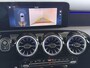 Mercedes-Benz A-klasse 180 Star Edition AMG Line | Nightpakket | Achteruitrijcamera | MULTIBEAM LED | Sfeerverlichting | Panoramaschuifdak | Sfeerverlichting