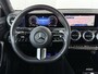 Mercedes-Benz A-klasse 180 Star Edition AMG Line | Nightpakket | Achteruitrijcamera | MULTIBEAM LED | Sfeerverlichting | Panoramaschuifdak | Sfeerverlichting